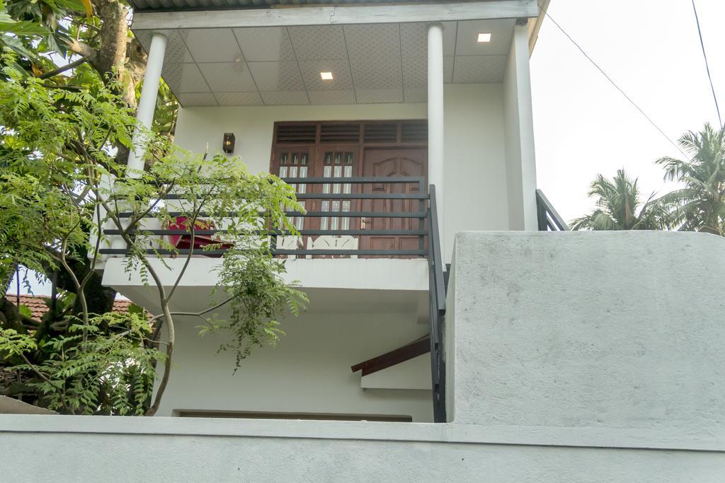 Desitha Family House Hotel Mirissa Exterior foto