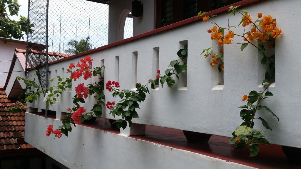 Desitha Family House Hotel Mirissa Exterior foto